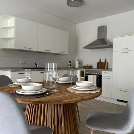 Garten-Wohnung Am Hafen Von Whv Wilhelmshaven Extérieur photo